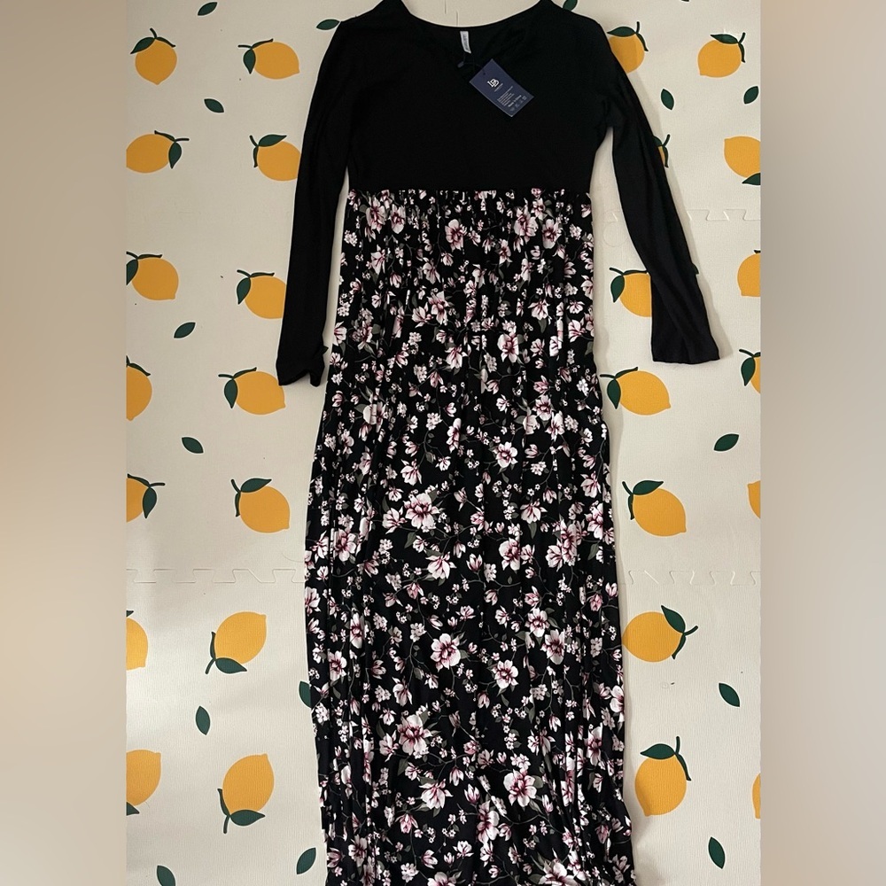 Floral Maxi Black Dress NWT